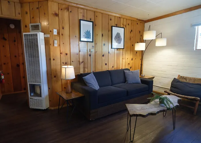 Lake Front Cabins